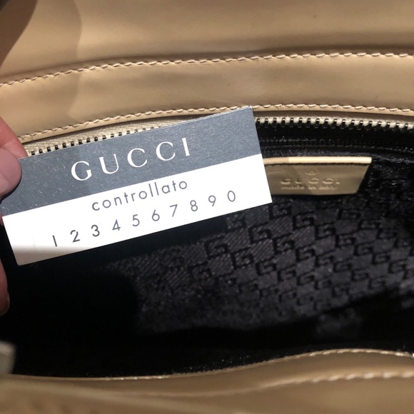 Vintage auth Gucci purse - Picture 7 of 13